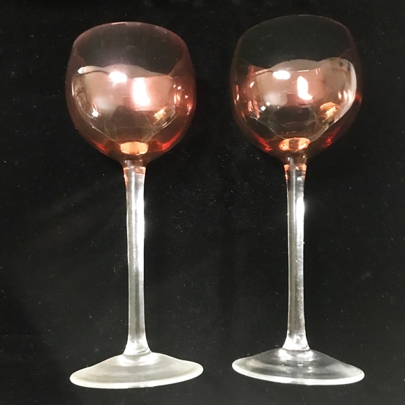 Wine Glasses with Decorative Tray - Picture 2 of 3